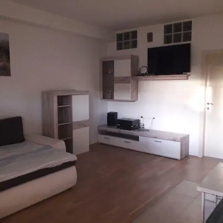 Apartmaji Gabrijela Apartment *