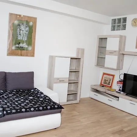 Apartmaji Gabrijela Apartman *